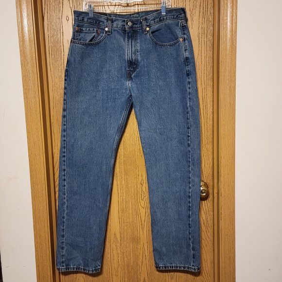 Levi's 505 Men's Jeans Size 36x32, Medium Blue Denim, Regular Fit, Straight Leg - Picture 1 of 11